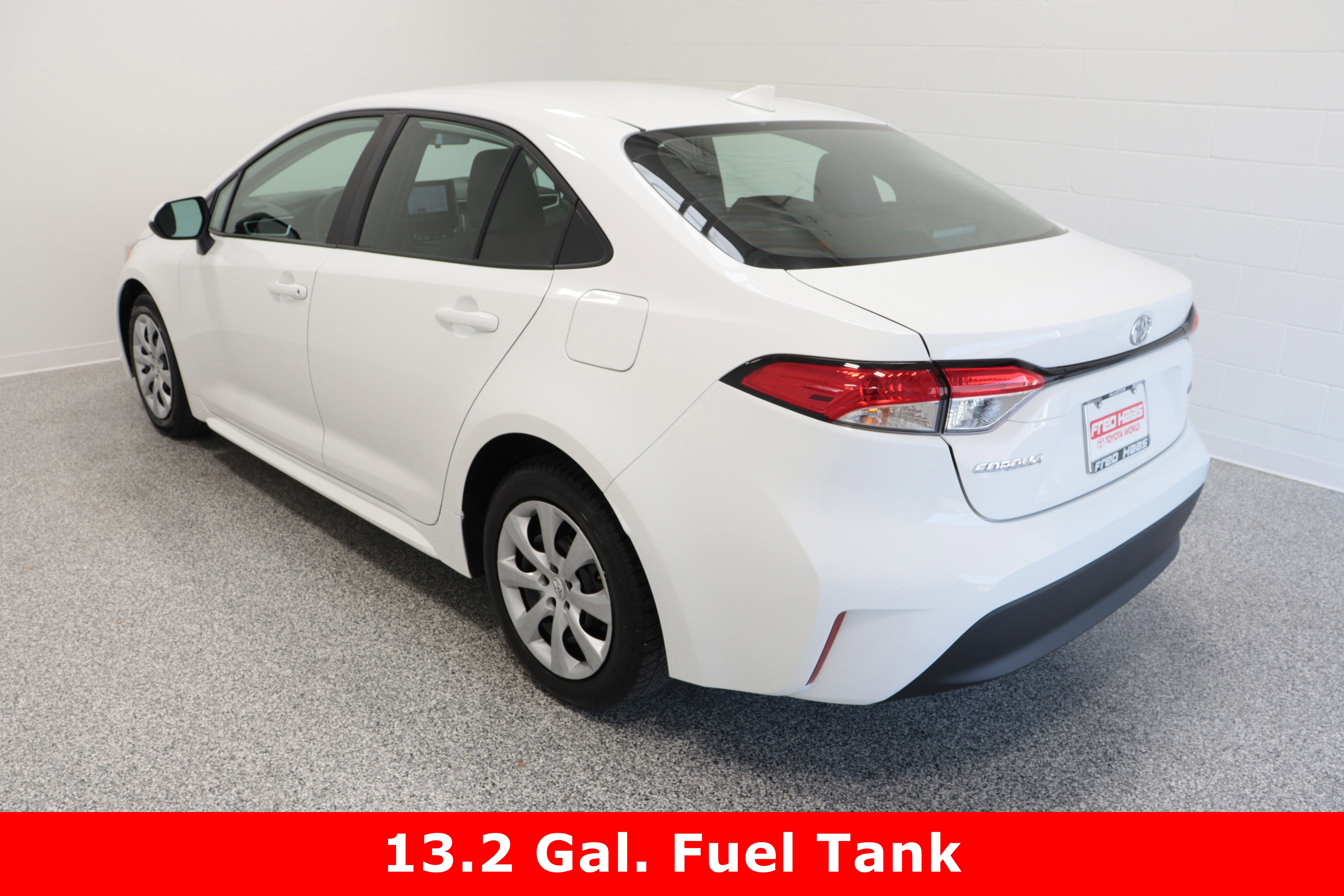 Used 2025 Toyota Corolla LE image 9