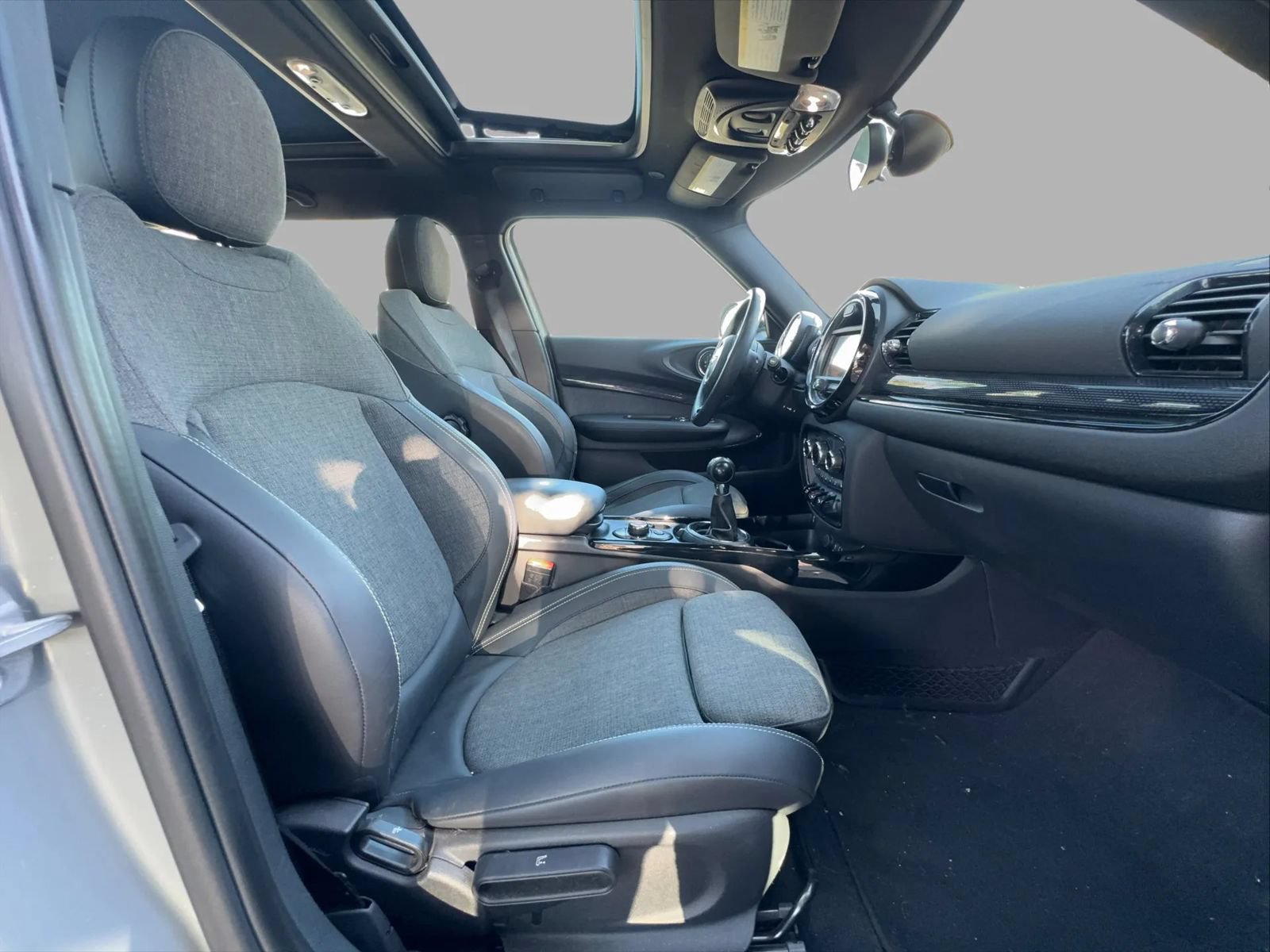 Used 2016 MINI Cooper Clubman FWD image 32