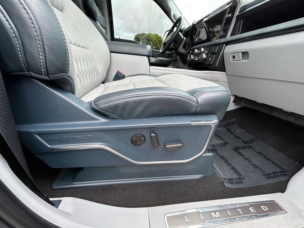Certified 2024 Ford F450 Limited w/ FX4 Off-Road Package image 31
