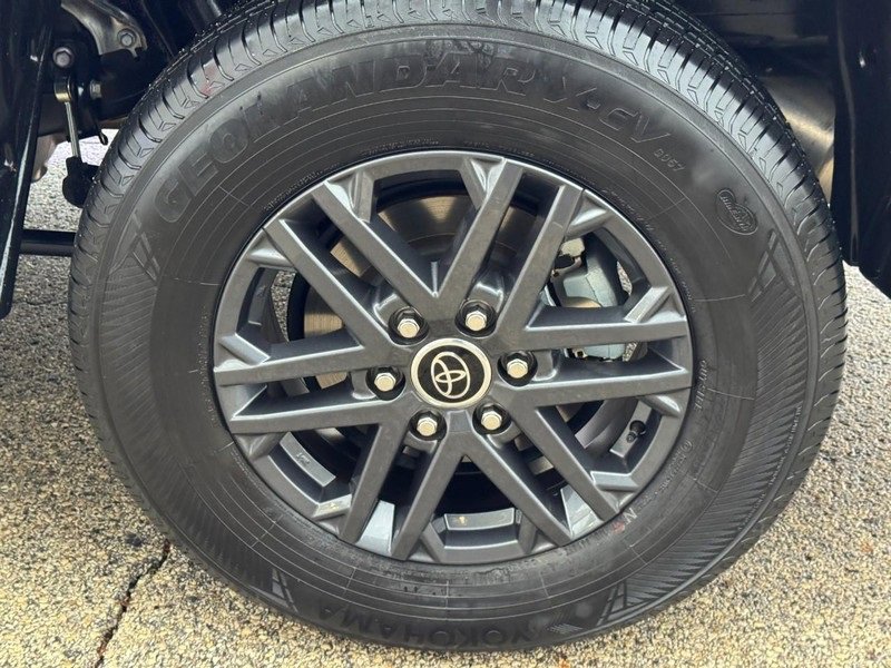 Used 2024 Toyota Tundra SR5 image 7