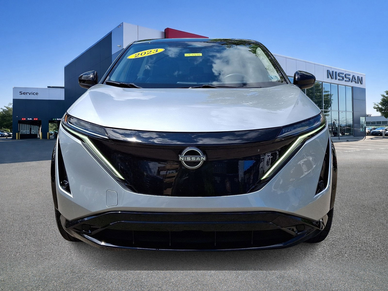 Certified 2023 Nissan Ariya FWD image 2
