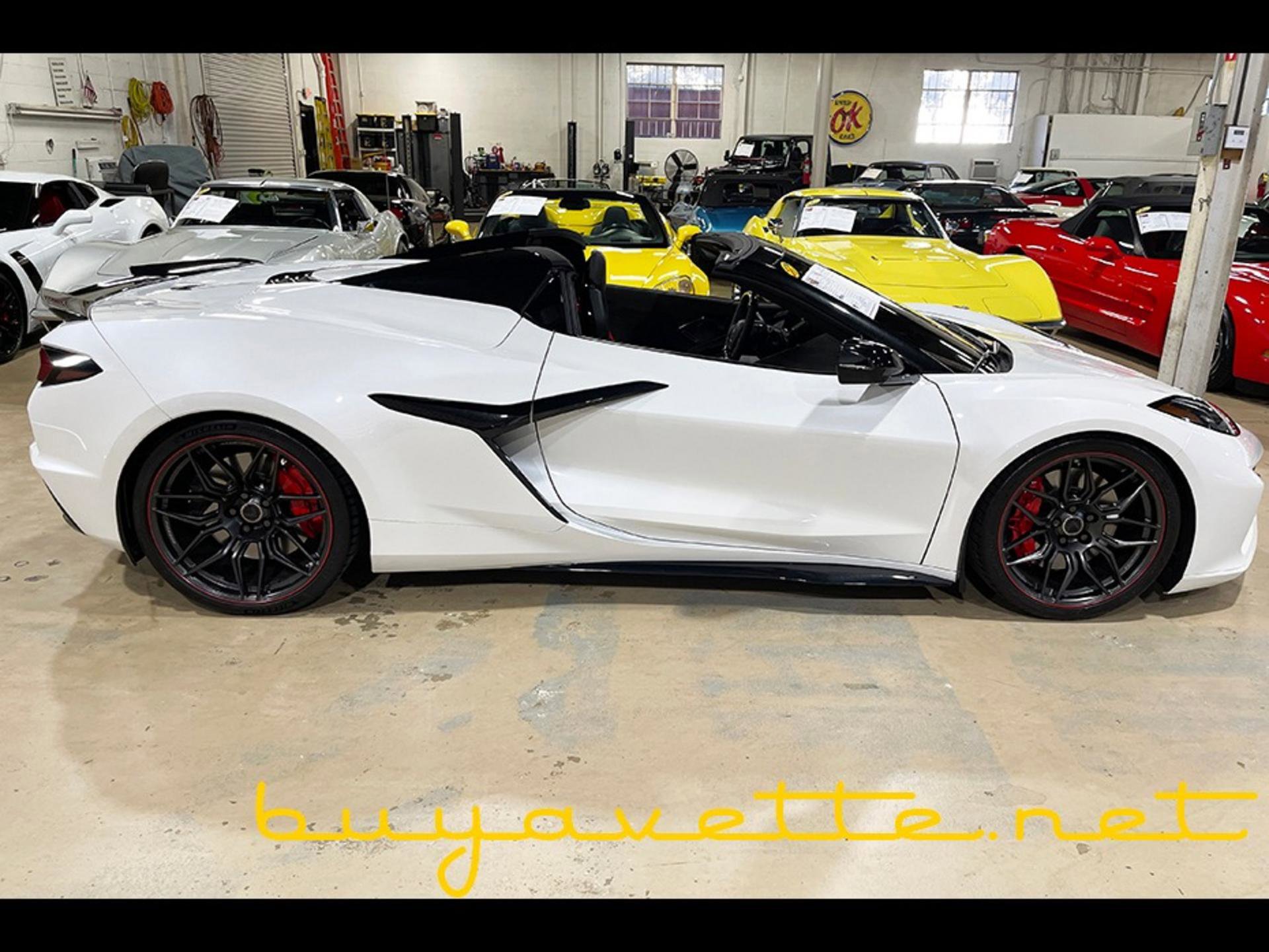 Used 2023 Chevrolet Corvette Z06 image 9