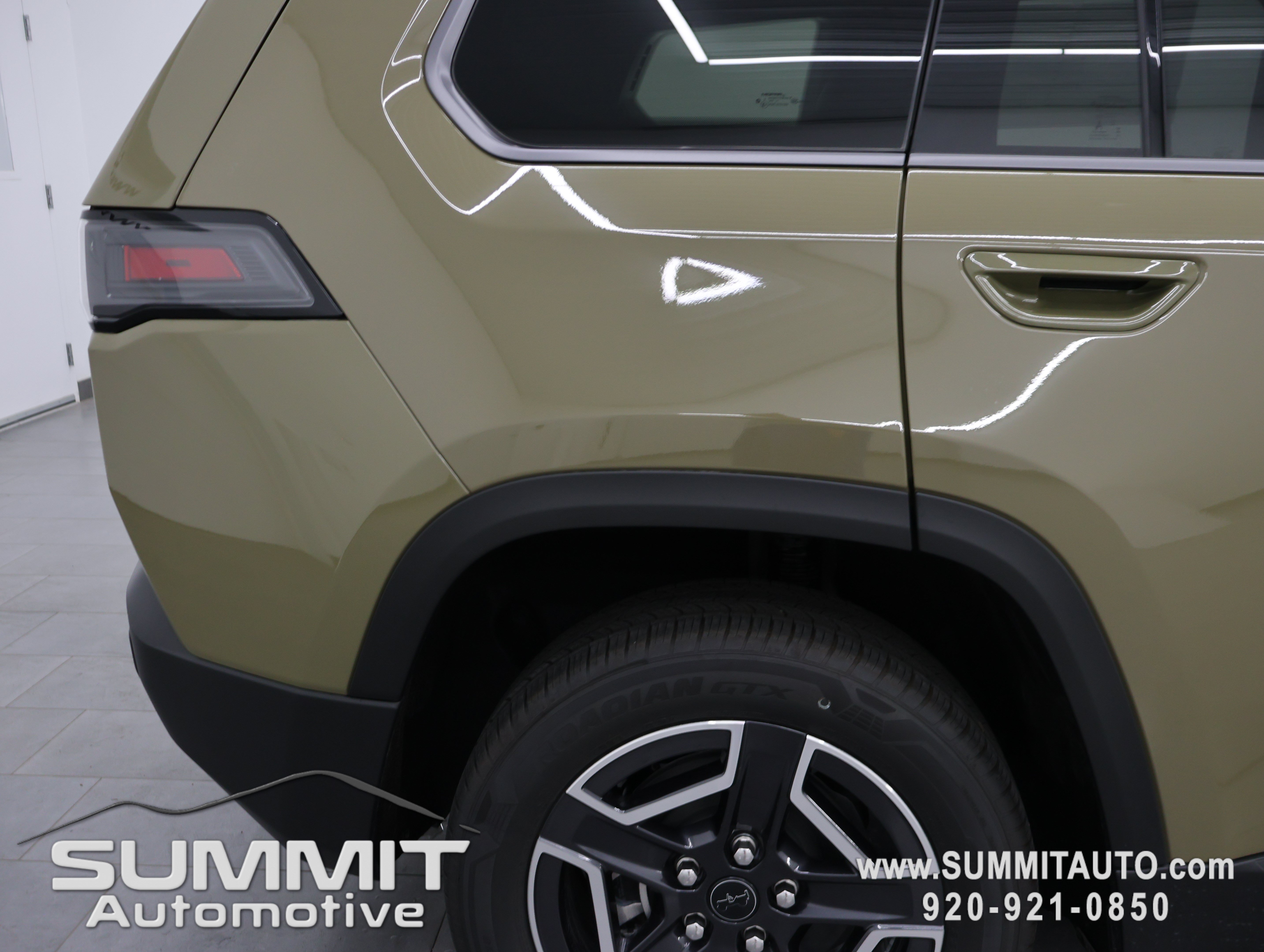 New 2026 Jeep Cherokee Limited AWD/4WD image 28