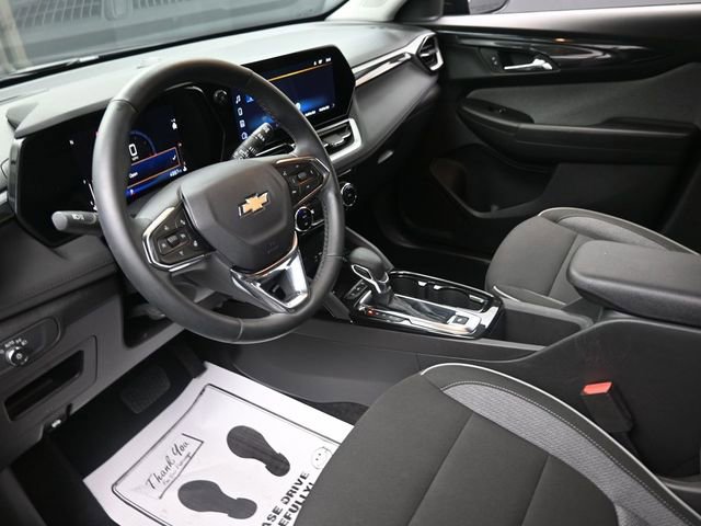Used 2025 Chevrolet TrailBlazer LT w/ Convenience Package image 17