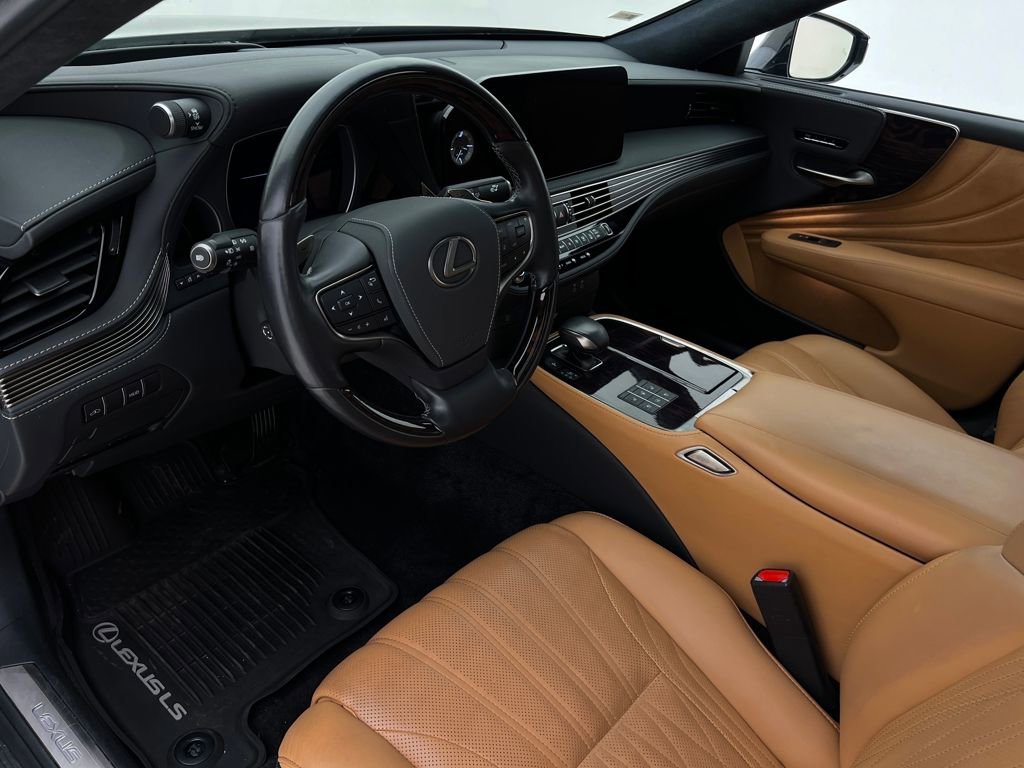 Used 2023 Lexus LS 500 AWD w/ Luxury Package image 15