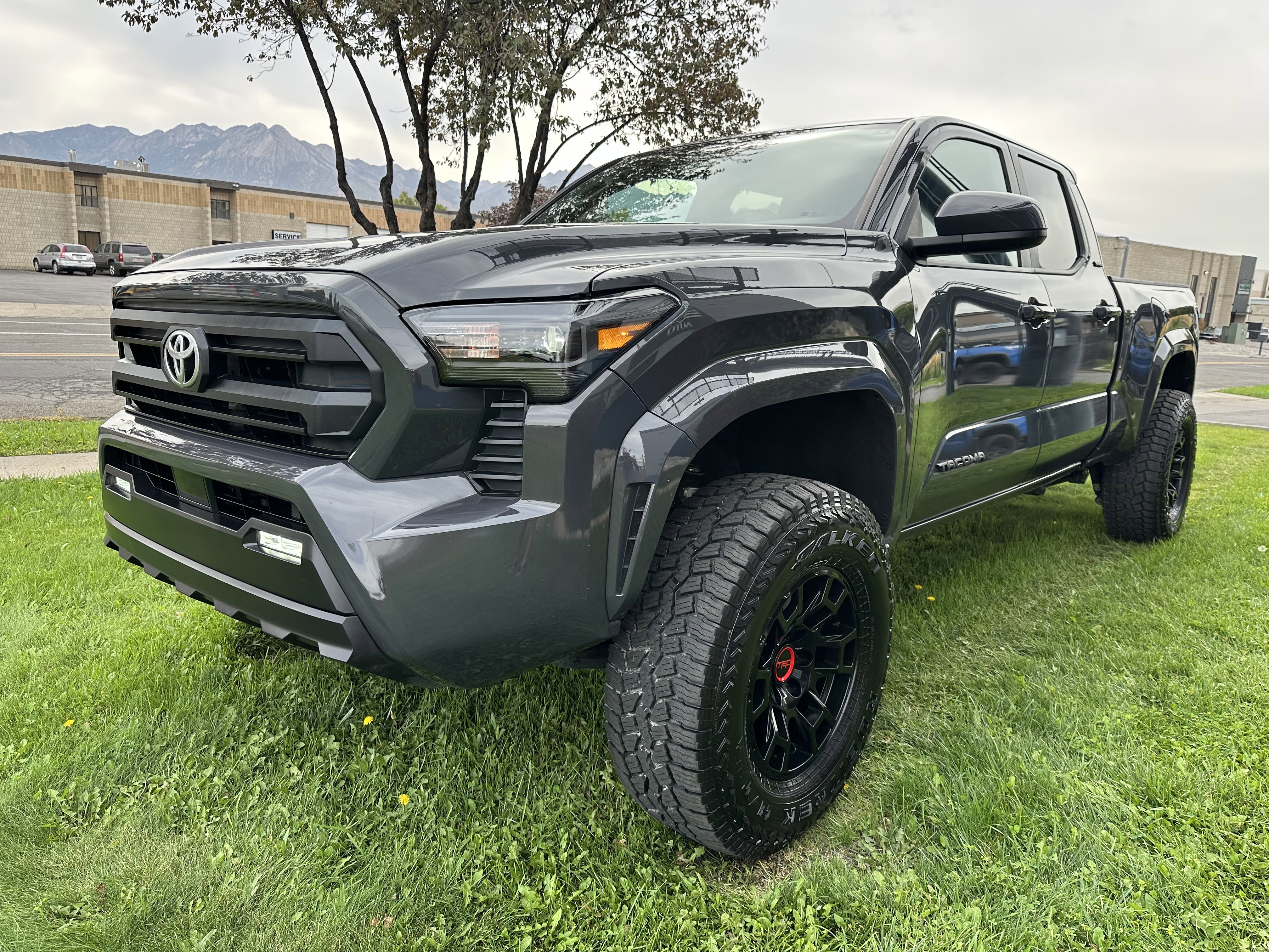 Used 2024 Toyota Tacoma SR5 image 11