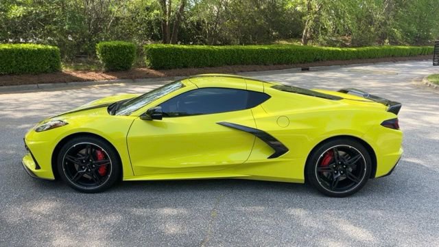 Used 2020 Chevrolet Corvette Stingray Premium Cpe w/ 3LT Preferred Equipment Group image 4