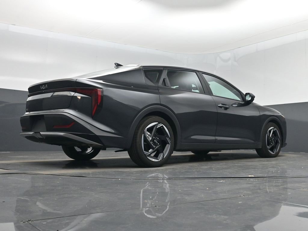 Certified 2025 Kia K4 EX image 17