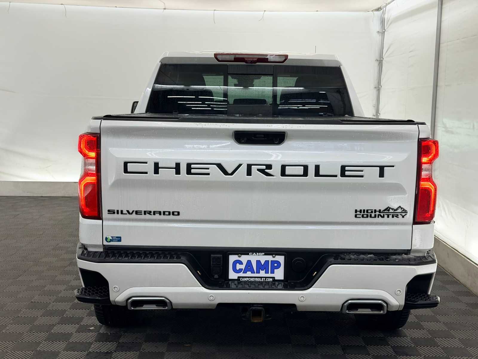 Used 2024 Chevrolet Silverado 1500 High Country AWD/4WD image 5