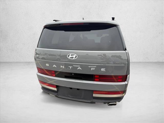 Used 2025 Hyundai Santa Fe Limited FWD image 5
