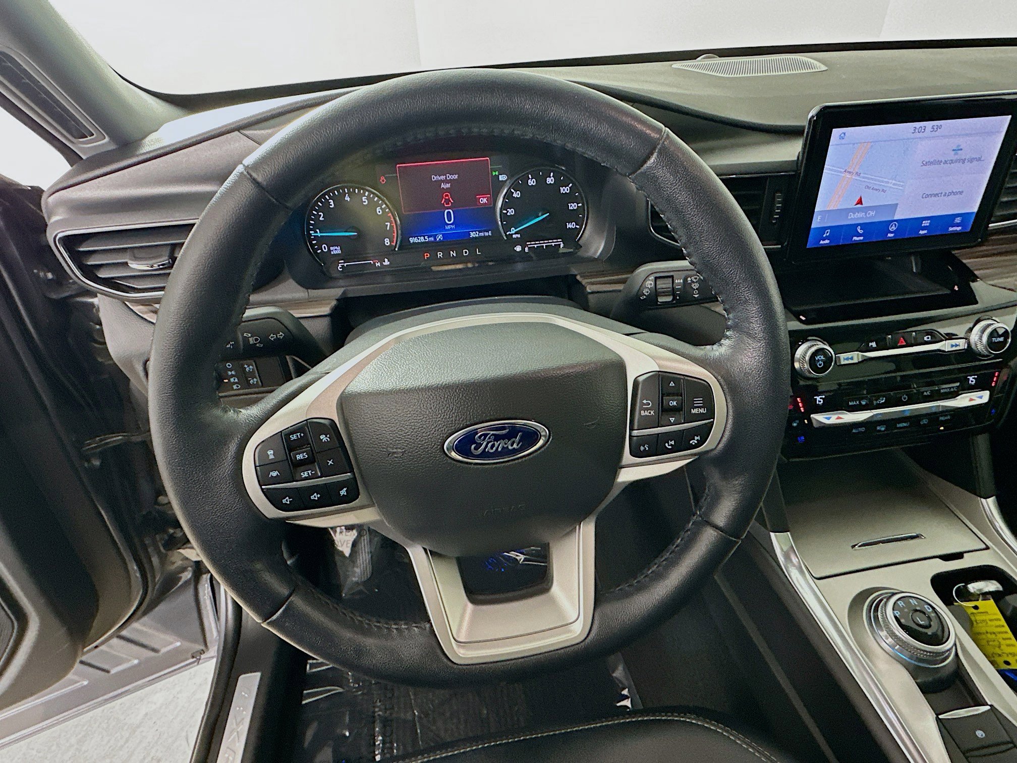 Used 2021 Ford Explorer Limited w/ Equipment Group 301A image 11