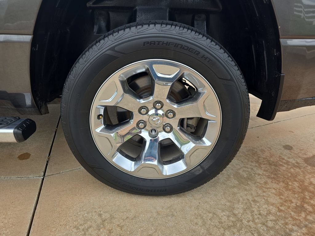 Used 2019 RAM 1500 Big Horn RWD image 32