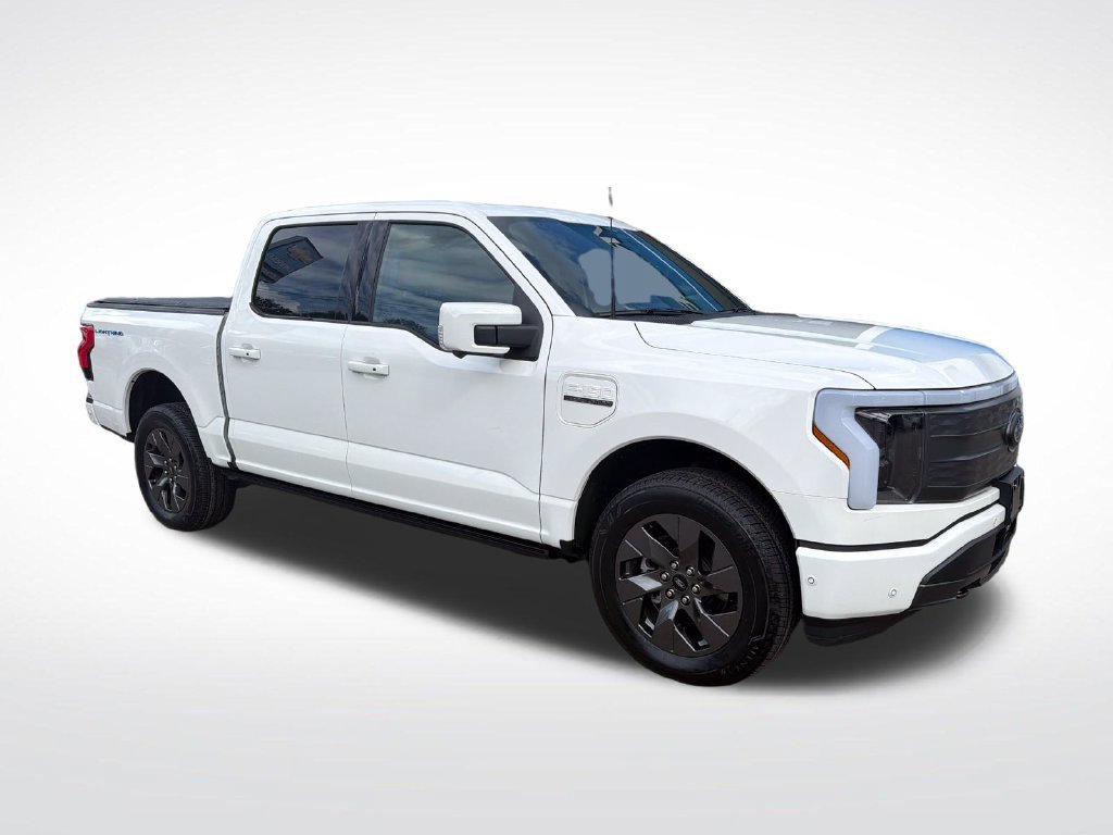 Used 2023 Ford F150 Lightning Lariat w/ Equipment Group 511A High AWD/4WD image 7