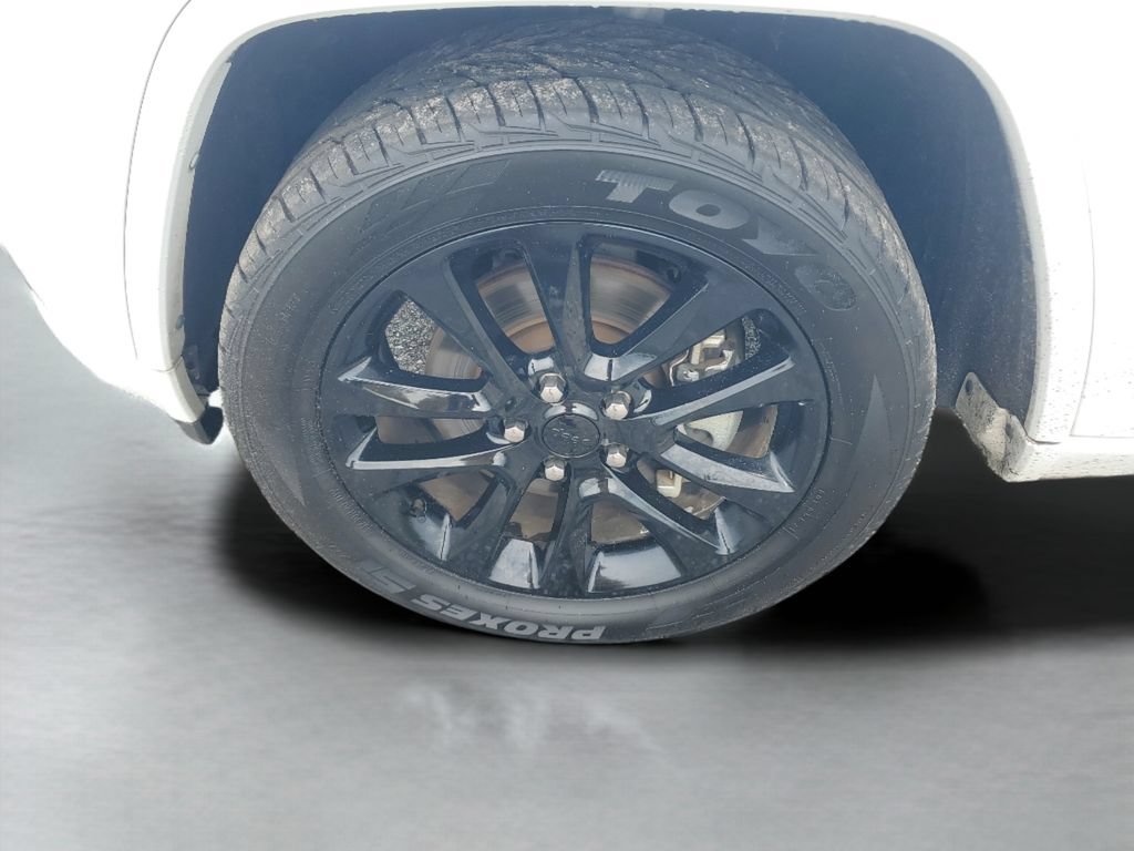 Used 2021 Jeep Grand Cherokee Laredo X RWD image 25