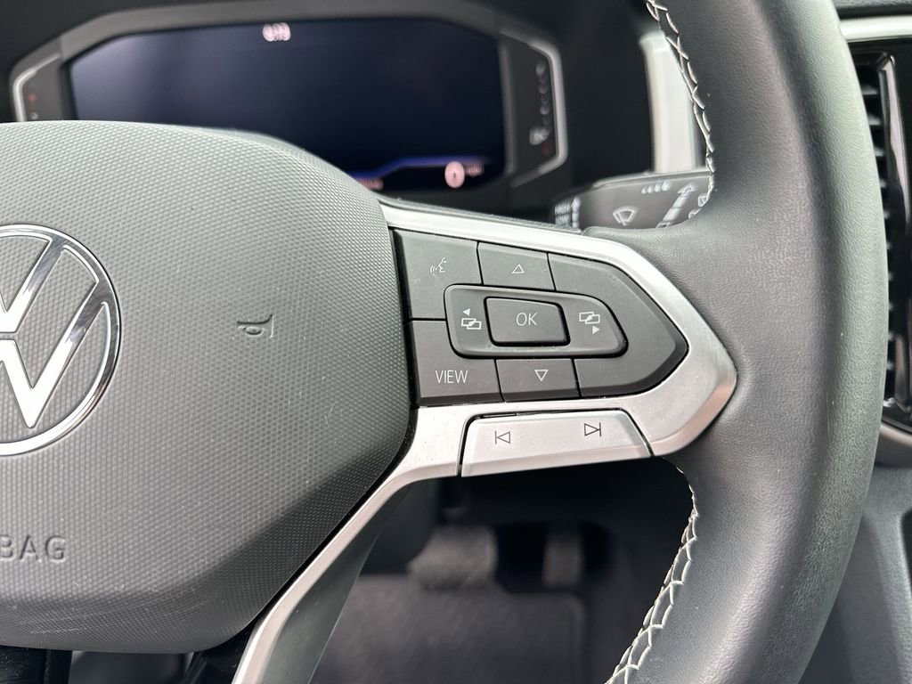 Used 2023 Volkswagen Atlas SE image 31