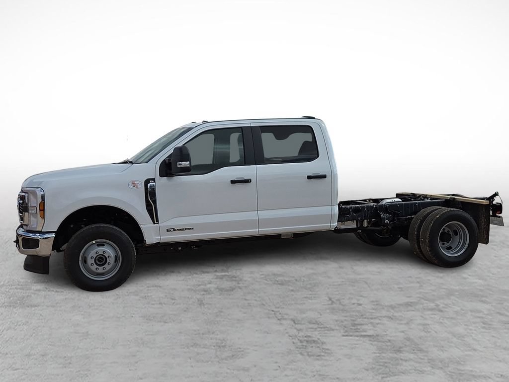 New 2026 Ford F350 XL w/ XL Chrome Package AWD/4WD image 6