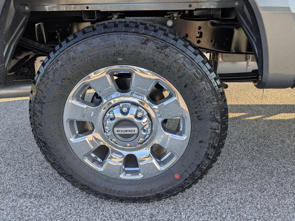 New 2027 Ford F250 Lariat w/ Lariat Premium Package AWD/4WD image 6