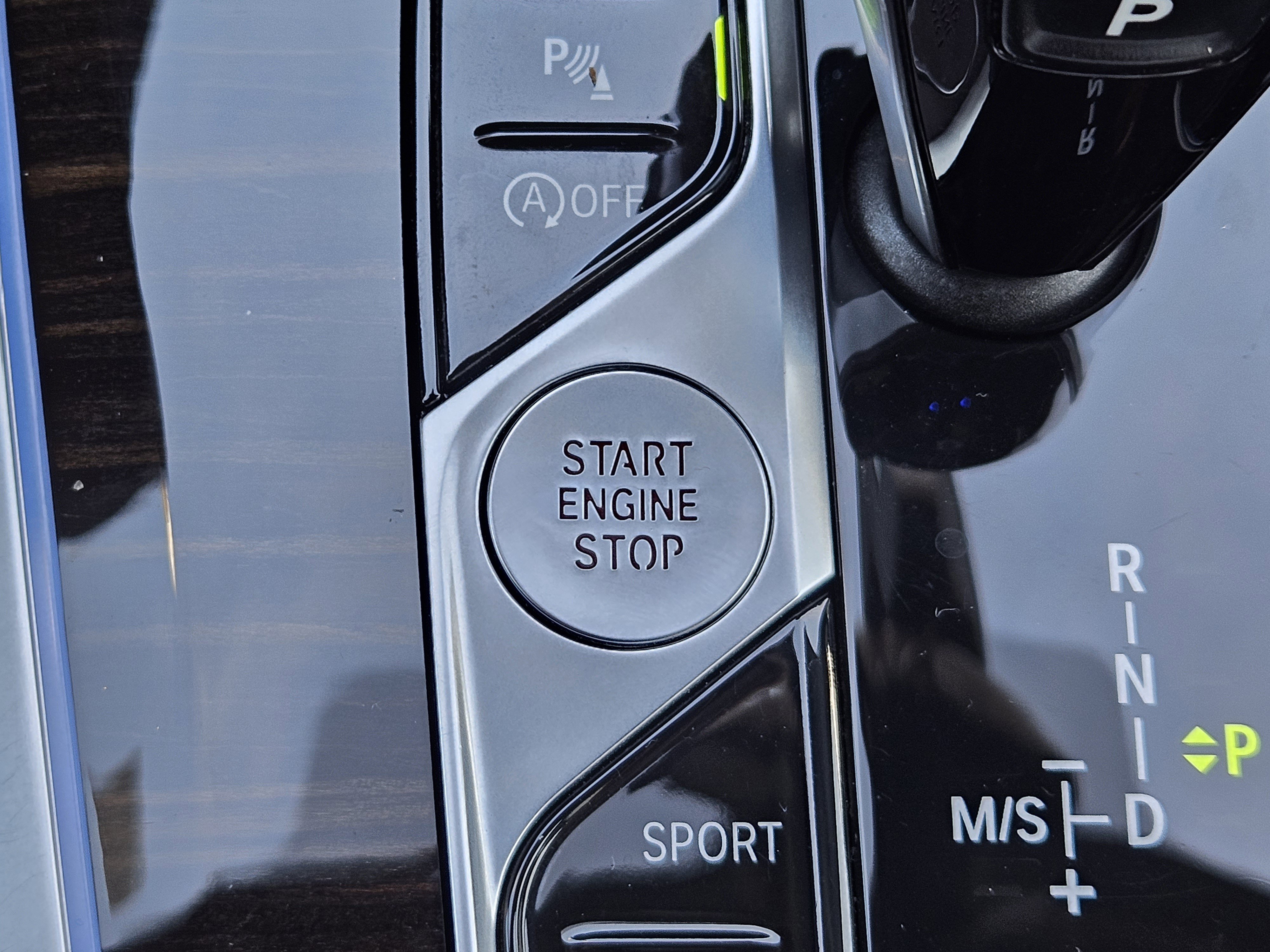 Used 2019 BMW X5 xDrive40i w/ Premium Package image 23