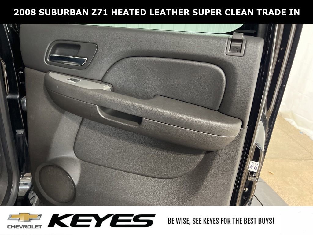 Used 2008 Chevrolet Suburban LT image 18