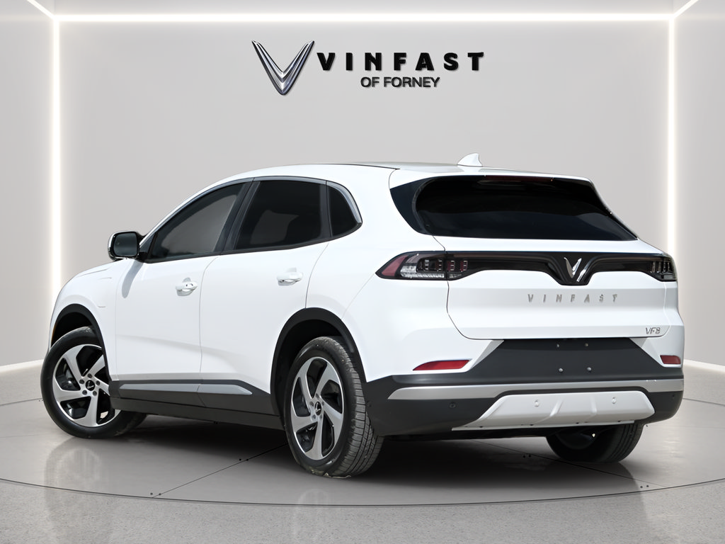 New 2025 VinFast VF 8 Eco AWD/4WD image 2