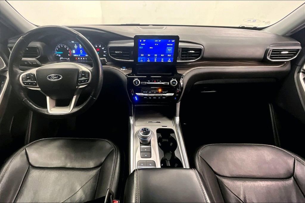 Used 2022 Ford Explorer Limited w/ Equipment Group 301A image 14