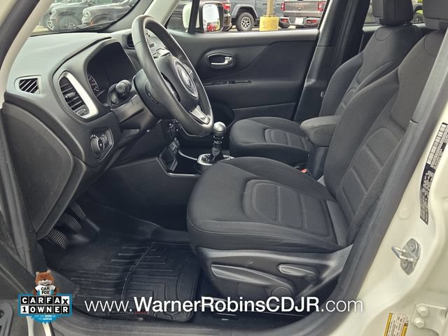 Used 2018 Jeep Renegade Latitude FWD image 5