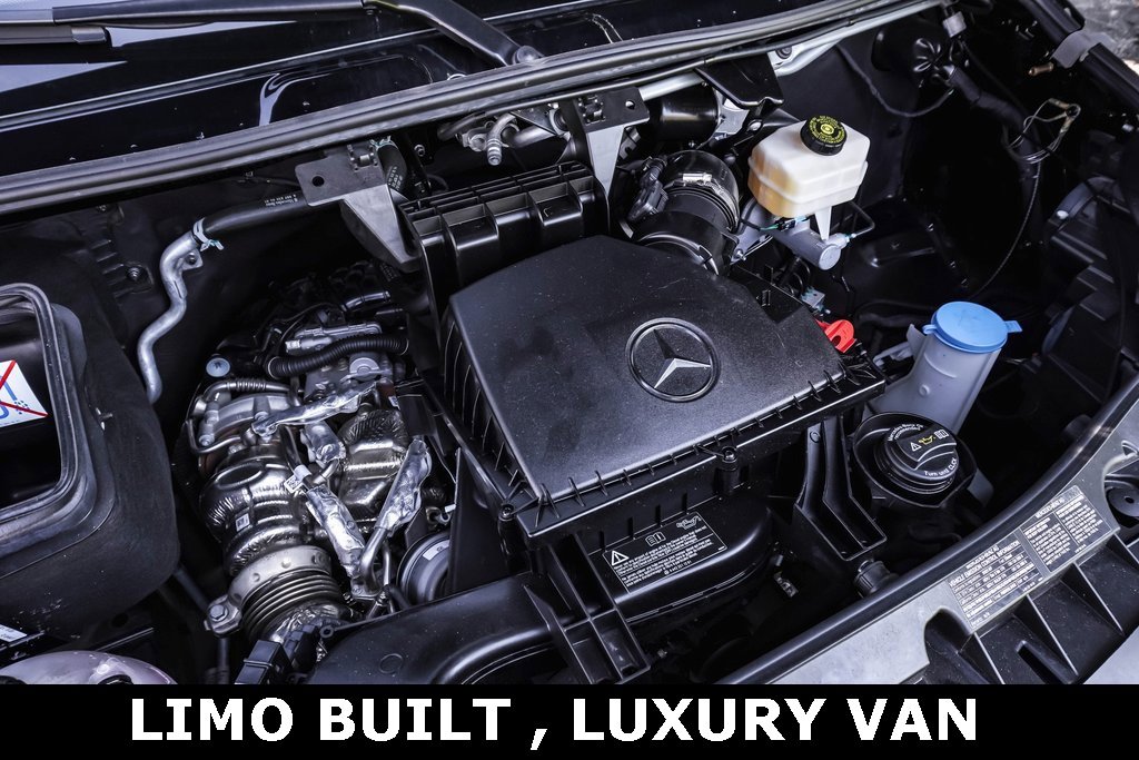 Used 2023 Mercedes-Benz Sprinter 2500 image 35
