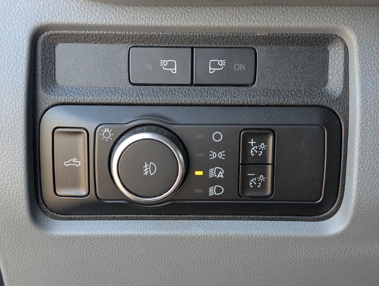 Used 2023 Ford F250 XLT w/ 360-Degree Camera Package AWD/4WD image 23
