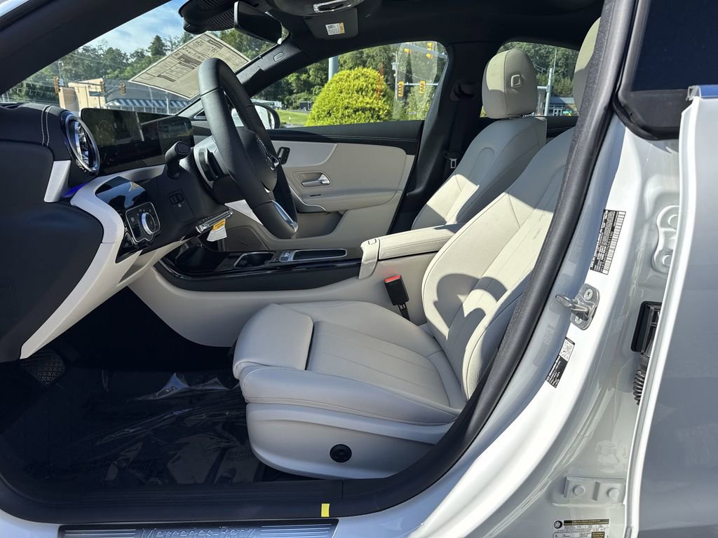 New 2026 Mercedes-Benz CLA 250 4MATIC image 9