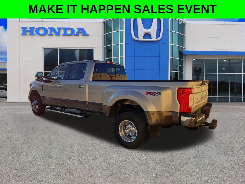 Used 2017 Ford F350 Lariat w/ Chrome Package AWD/4WD image 23