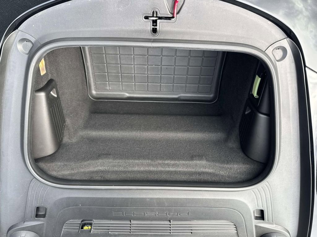 Certified 2016 Porsche 911 Carrera GTS image 13