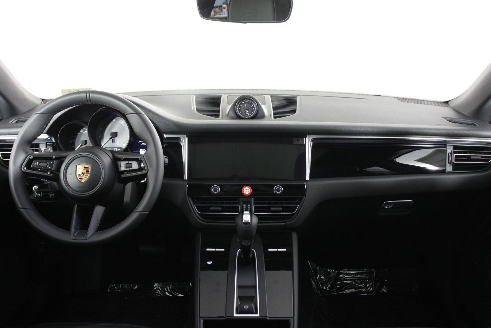 New 2026 Porsche Macan S AWD/4WD image 11