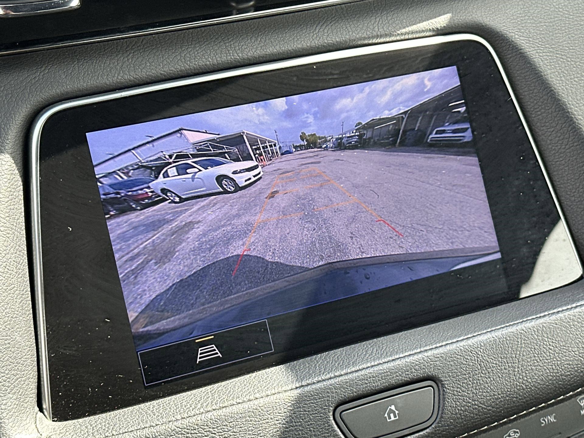 Used 2023 Cadillac XT4 Premium Luxury FWD image 23