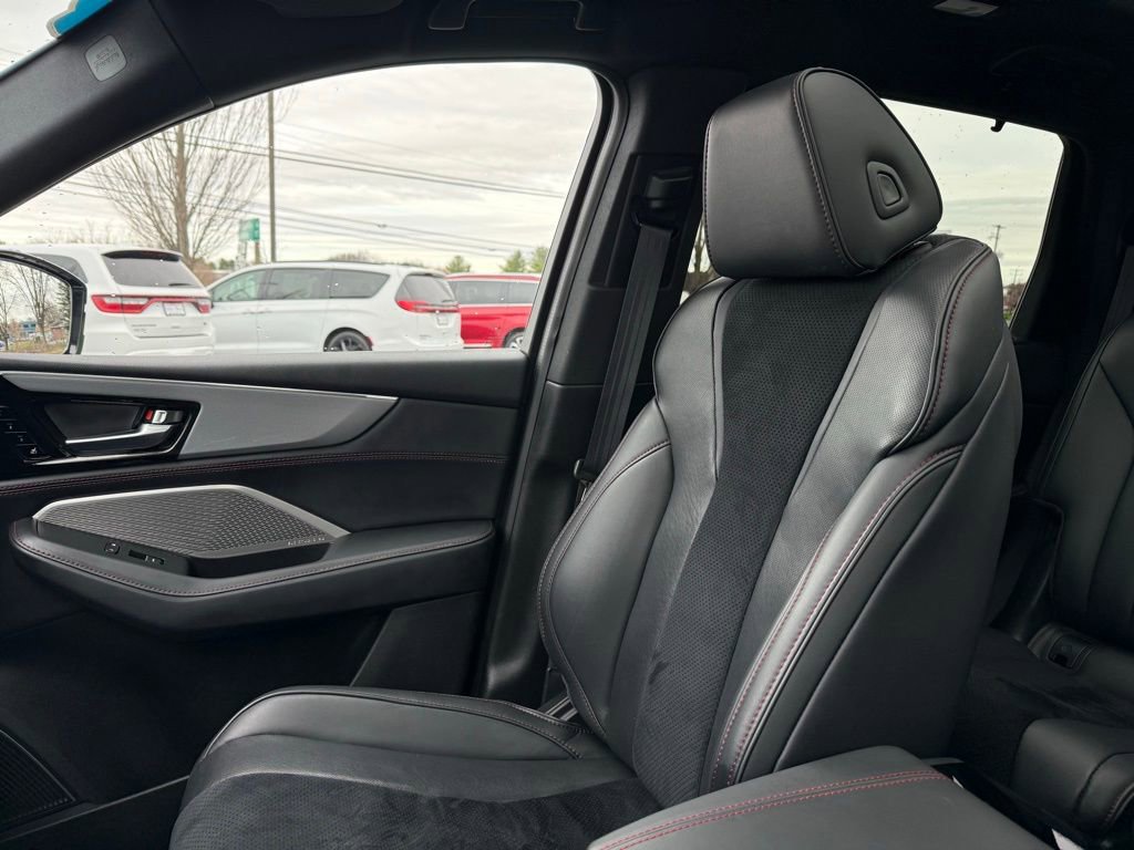 Used 2023 Acura MDX A-Spec AWD/4WD image 29