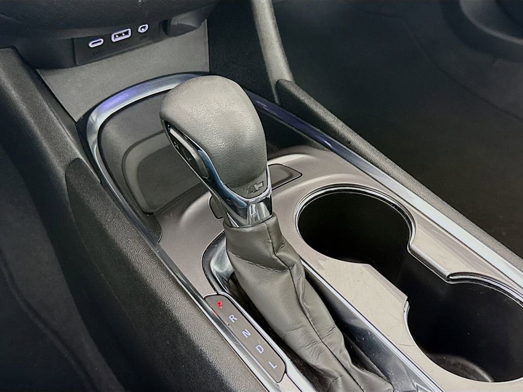 Used 2023 Chevrolet Malibu LT image 16