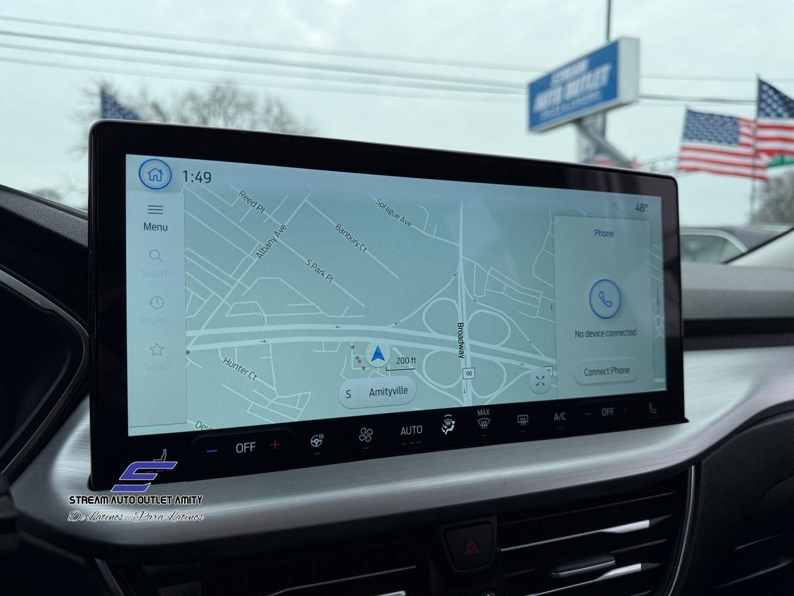 Used 2025 Ford Escape Platinum image 35