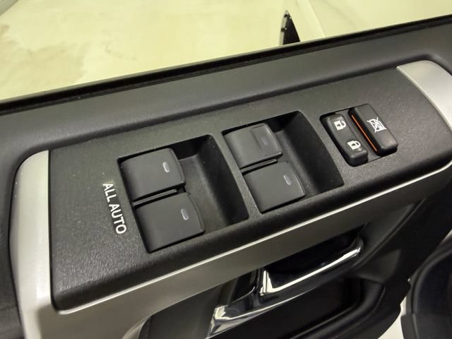 Used 2023 Toyota 4Runner SR5 AWD/4WD image 29