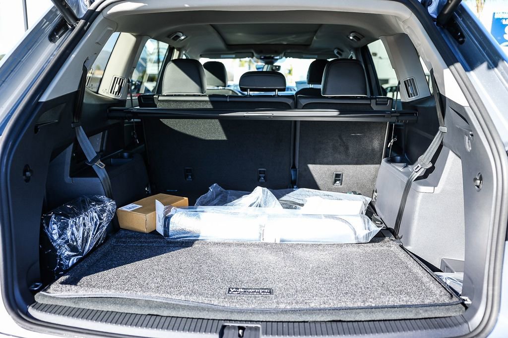 New 2026 Volkswagen Atlas SEL Premium R-Line image 21