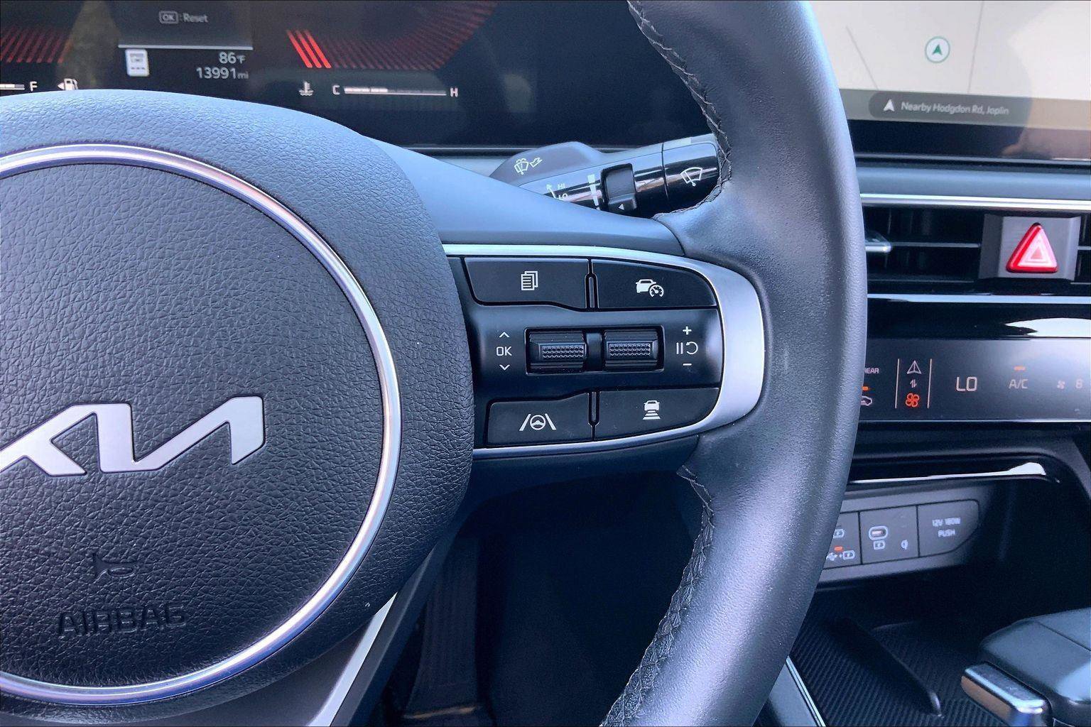 Used 2025 Kia K5 GT-Line w/ GT-Line Premium Package image 18