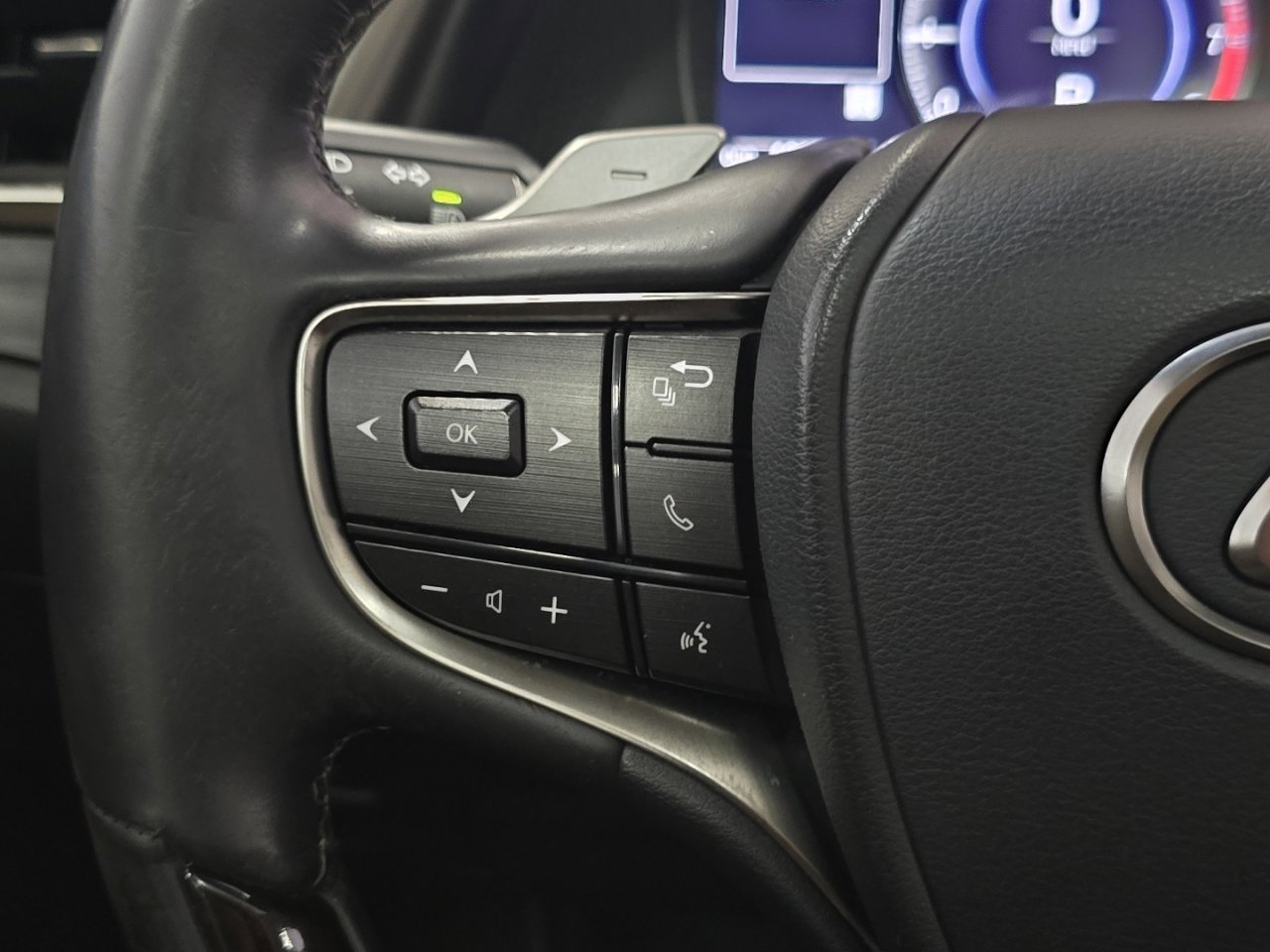 Used 2021 Lexus ES 350 w/ Premium Package image 30