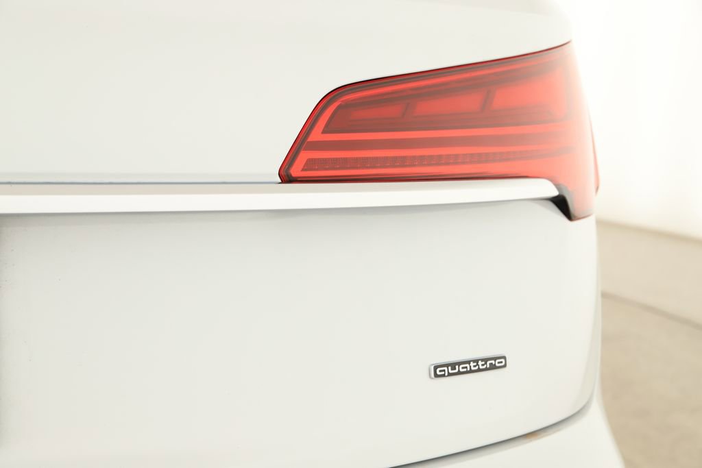 Certified 2022 Audi Q5 2.0T Premium AWD/4WD image 36
