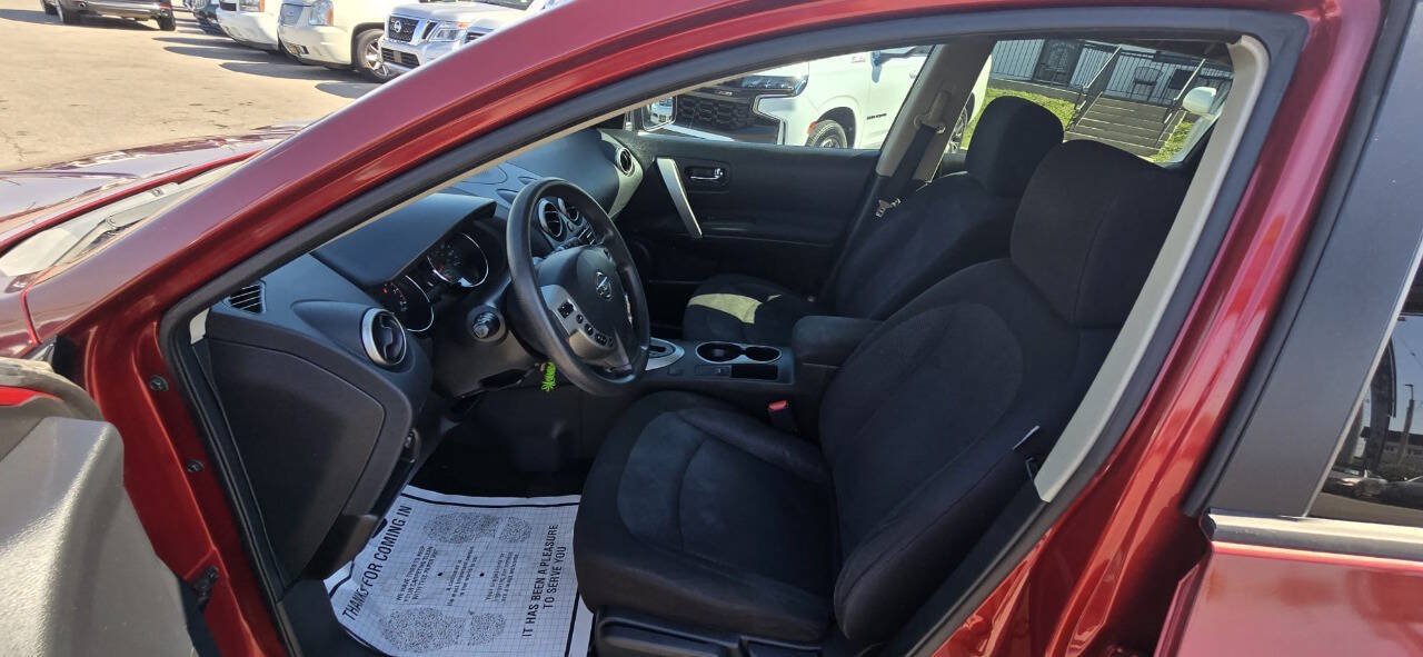 Used 2014 Nissan Rogue S w/ Convenience Package FWD image 10