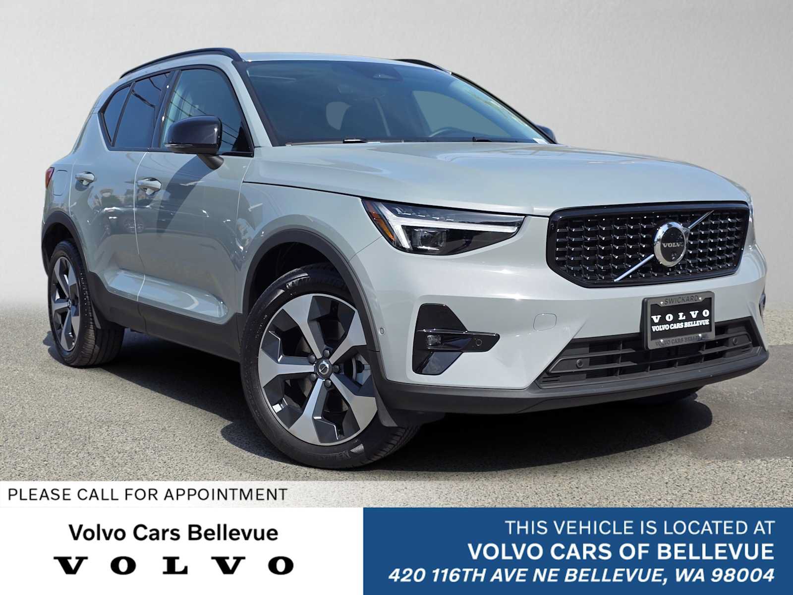 Used 2026 Volvo XC40 B5 Plus w/ Protection Package Premier