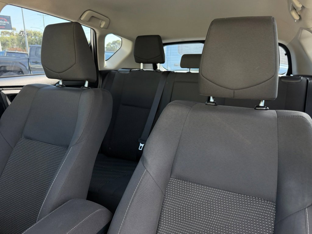 Used 2018 Toyota Corolla iM image 17