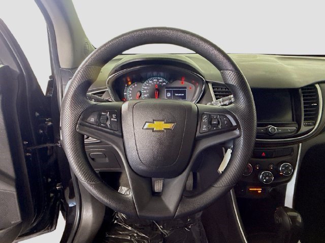 Used 2021 Chevrolet Trax LS w/ Tint and Cruise Package FWD image 12