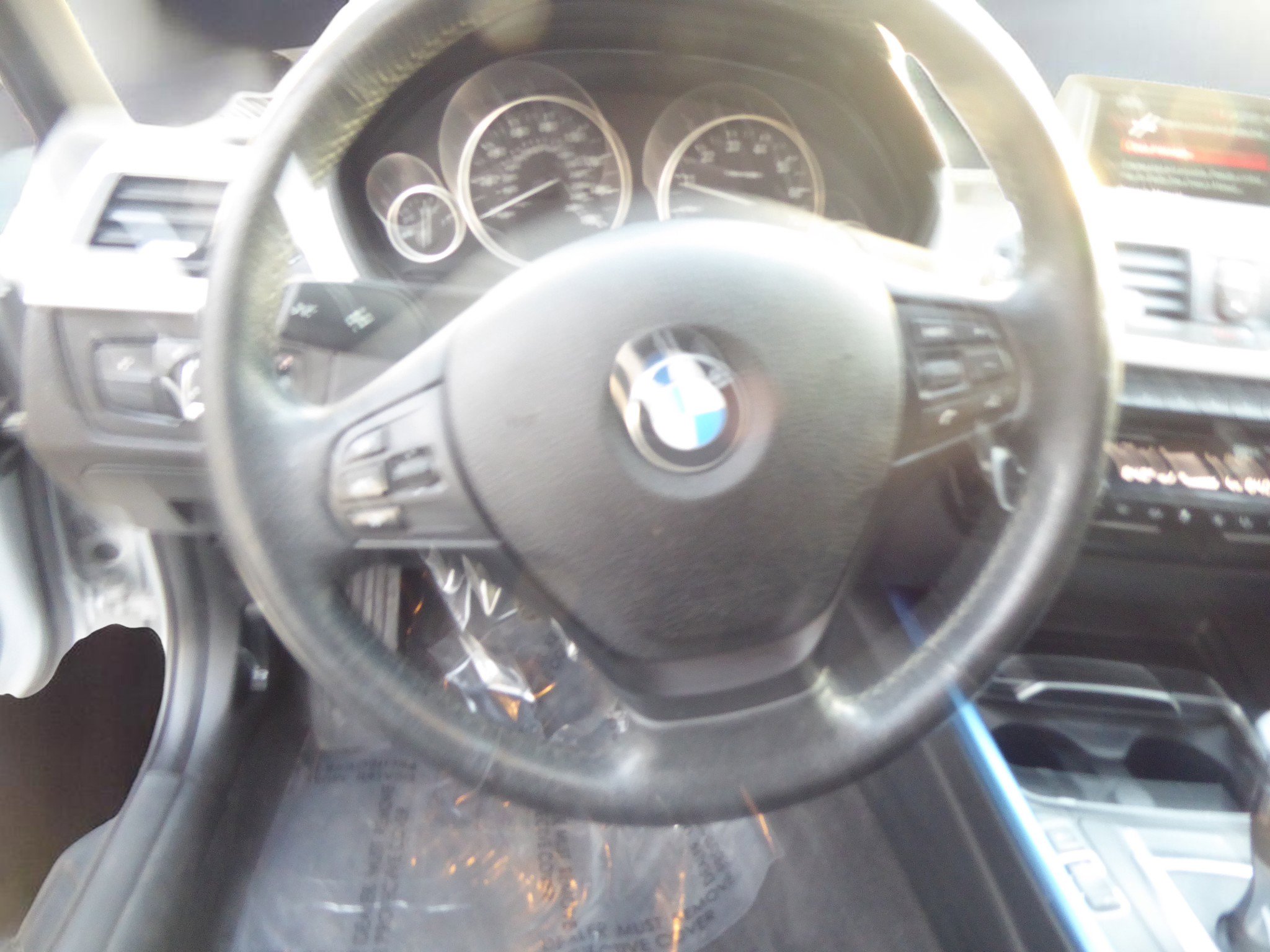 Used 2018 BMW 320i xDrive Sedan image 27