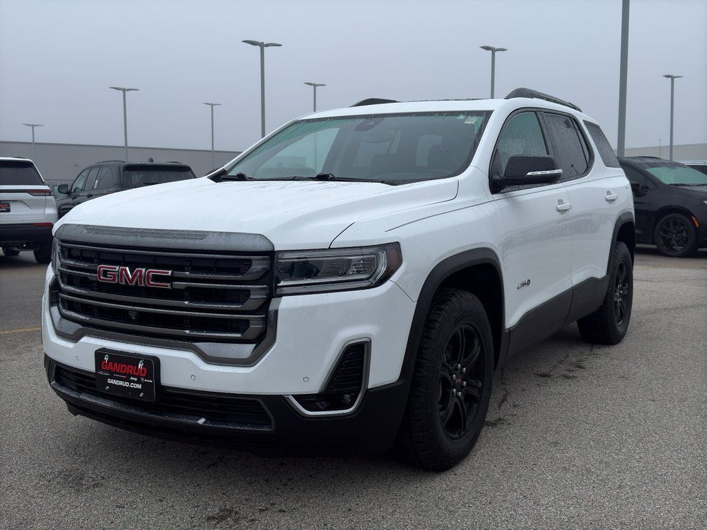 Used 2022 GMC Acadia AT4 w/ Technology Package AWD/4WD image 2