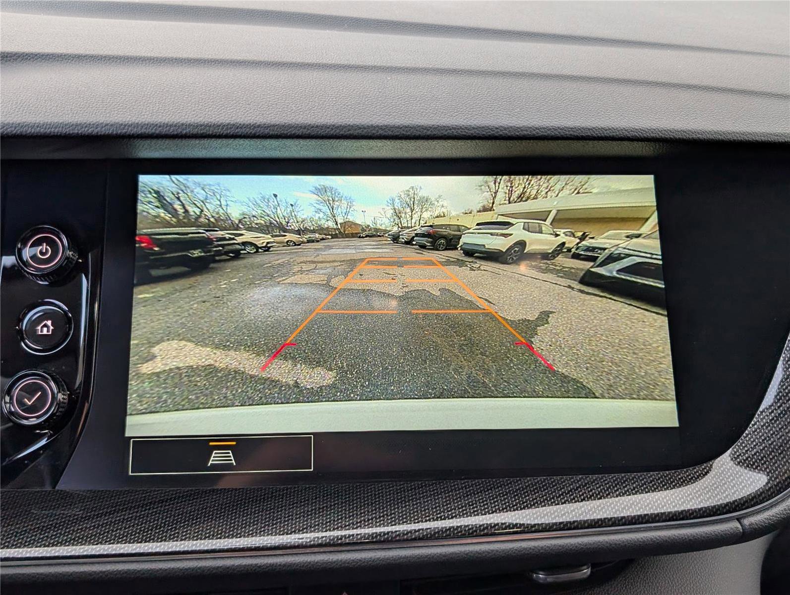 Used 2023 Buick Envision Preferred image 28