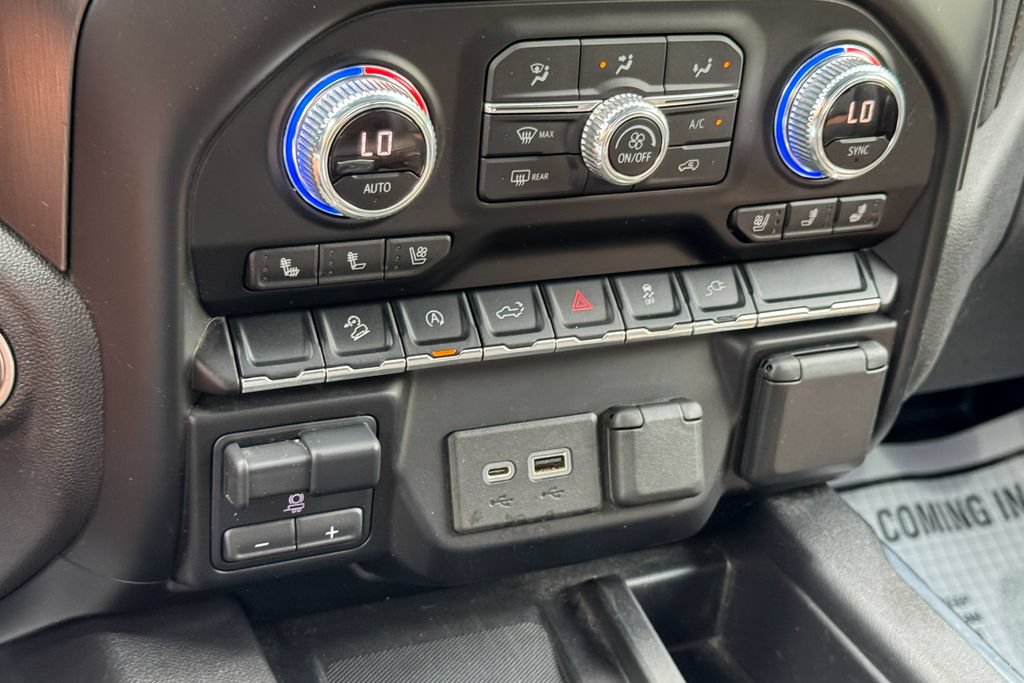 Used 2021 GMC Sierra 1500 AT4 w/ AT4 Preferred Package AWD/4WD image 41
