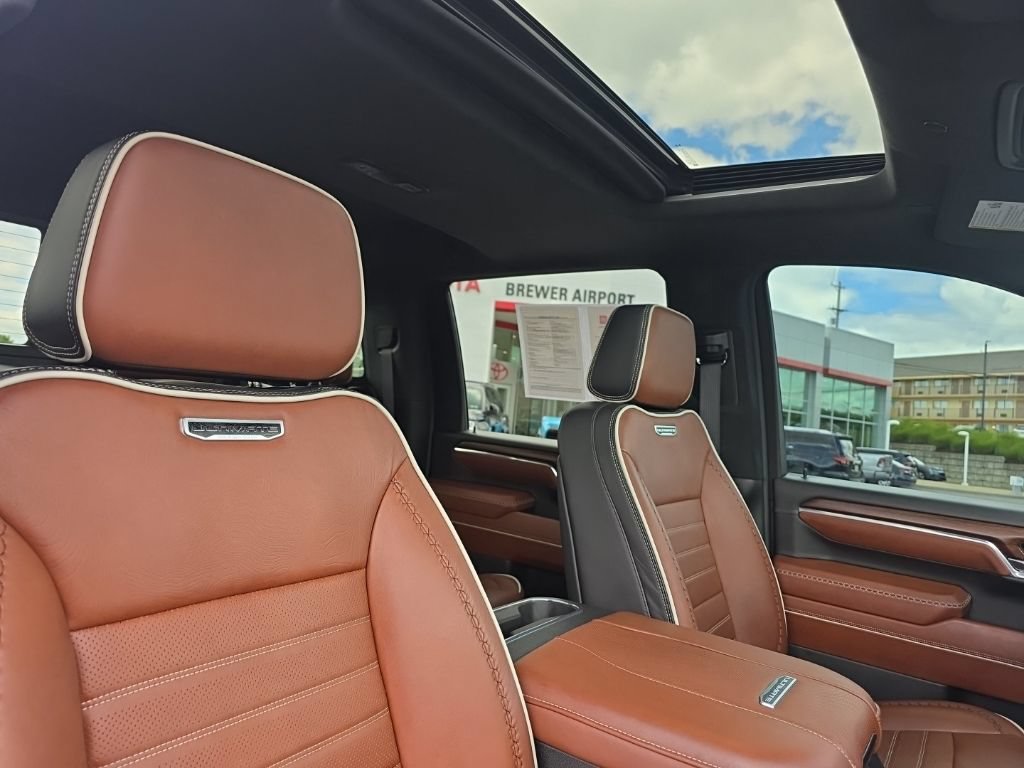 Used 2024 GMC Sierra 2500 Denali Ultimate AWD/4WD image 11